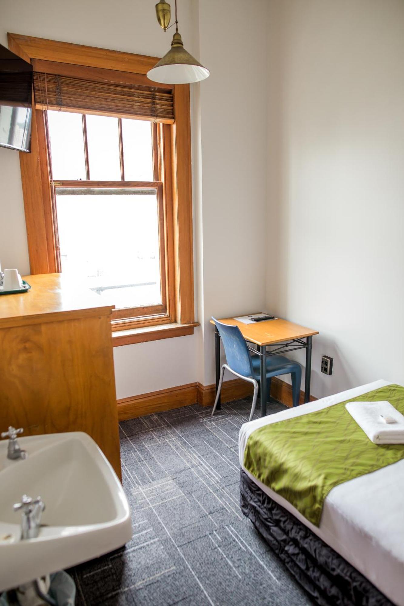 The Cambridge Hotel & Backpackers Wellington Ngoại thất bức ảnh