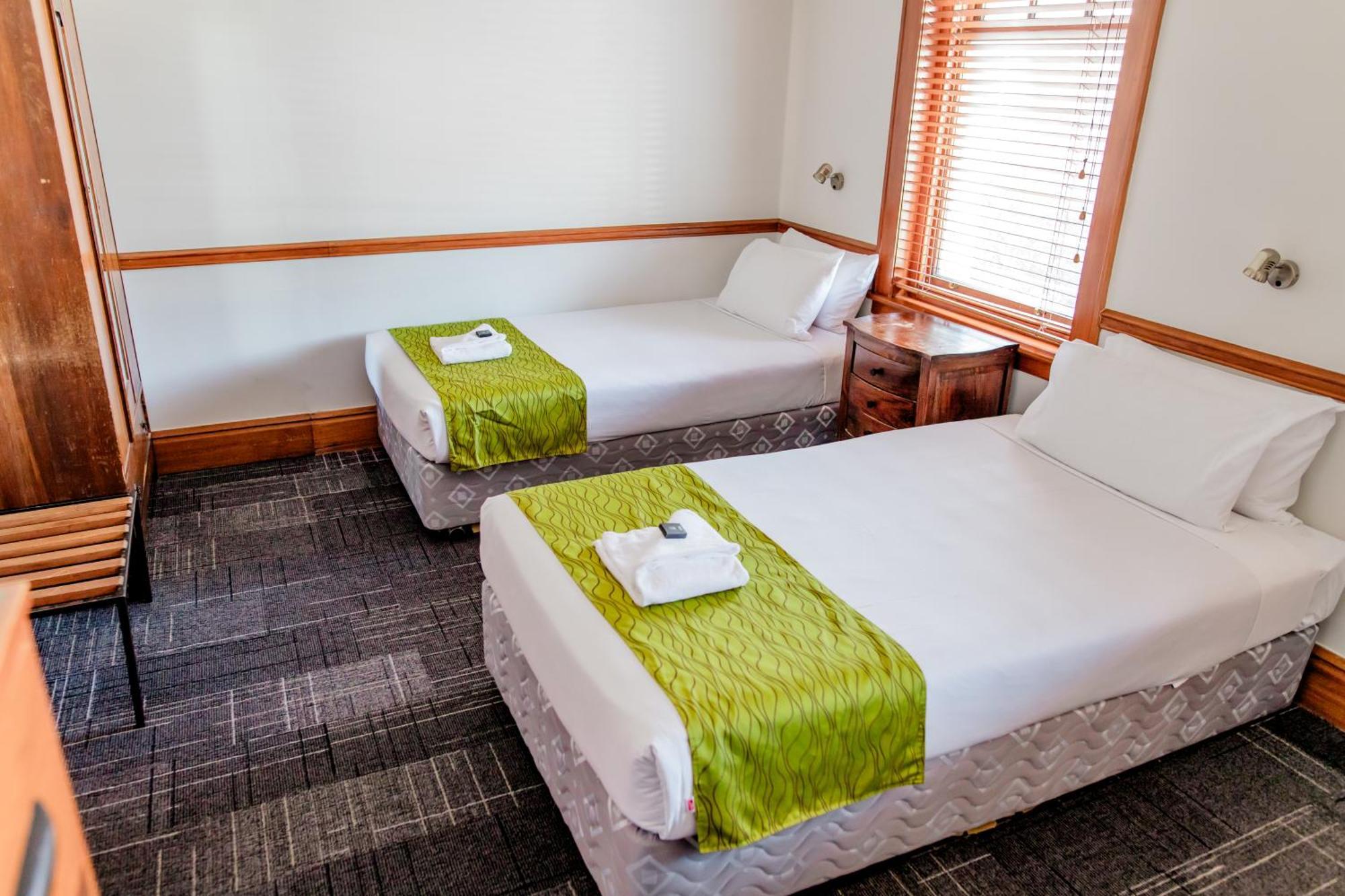 The Cambridge Hotel & Backpackers Wellington Ngoại thất bức ảnh