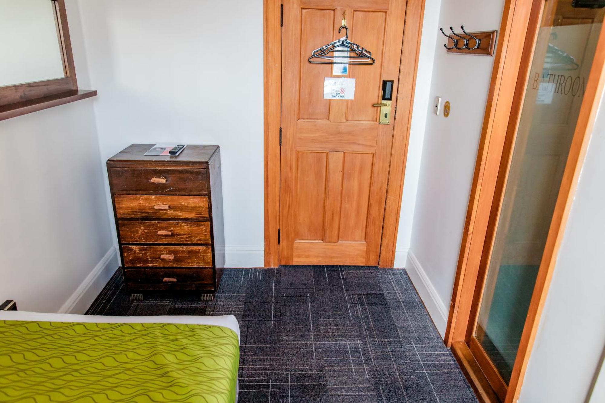 The Cambridge Hotel & Backpackers Wellington Ngoại thất bức ảnh